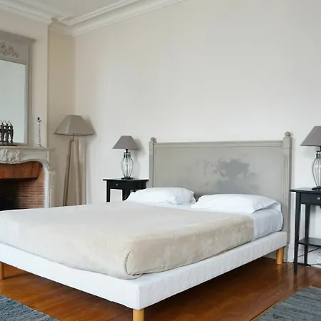 Etoile - 2 Pieces - 104 M² - 8 Paris